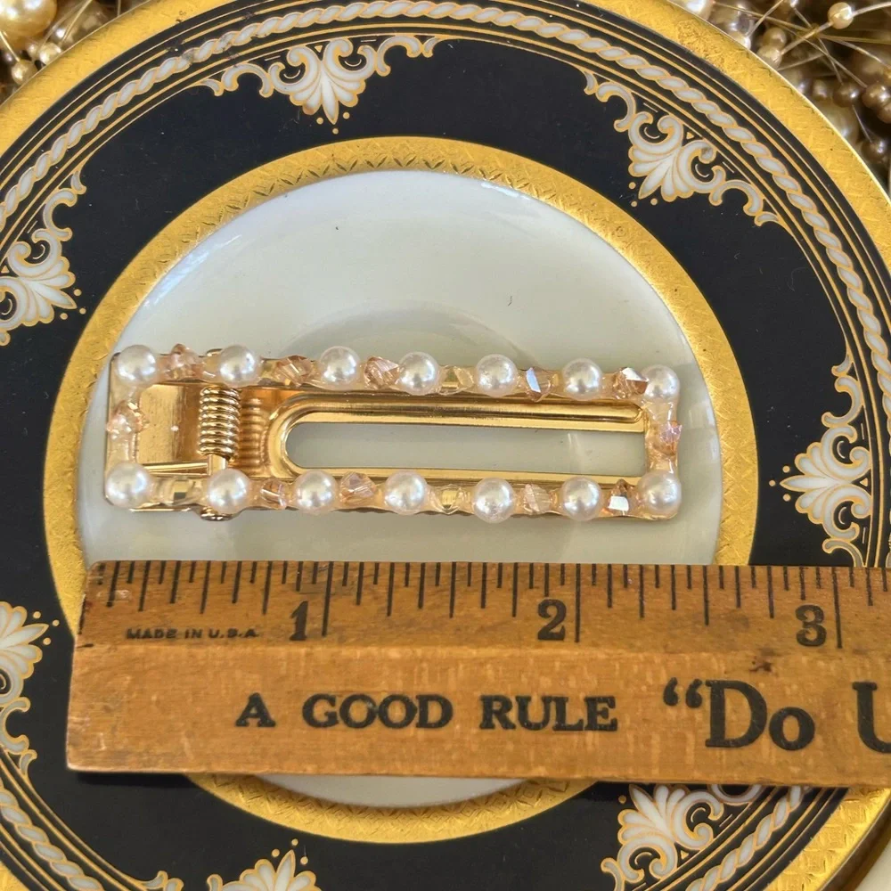 Vintage Gold Hair Clip with Pearls and Crystals